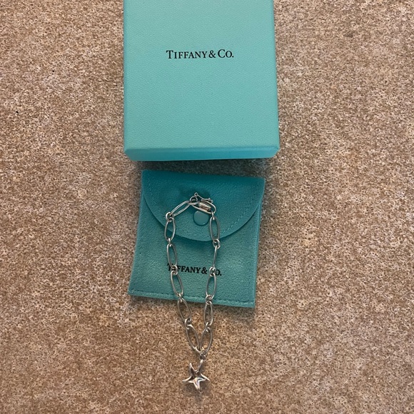 Tiffany & Co Silver Starfish Peretti Link Bracelet 7.375" Wrist Size. - Picture 2 of 2